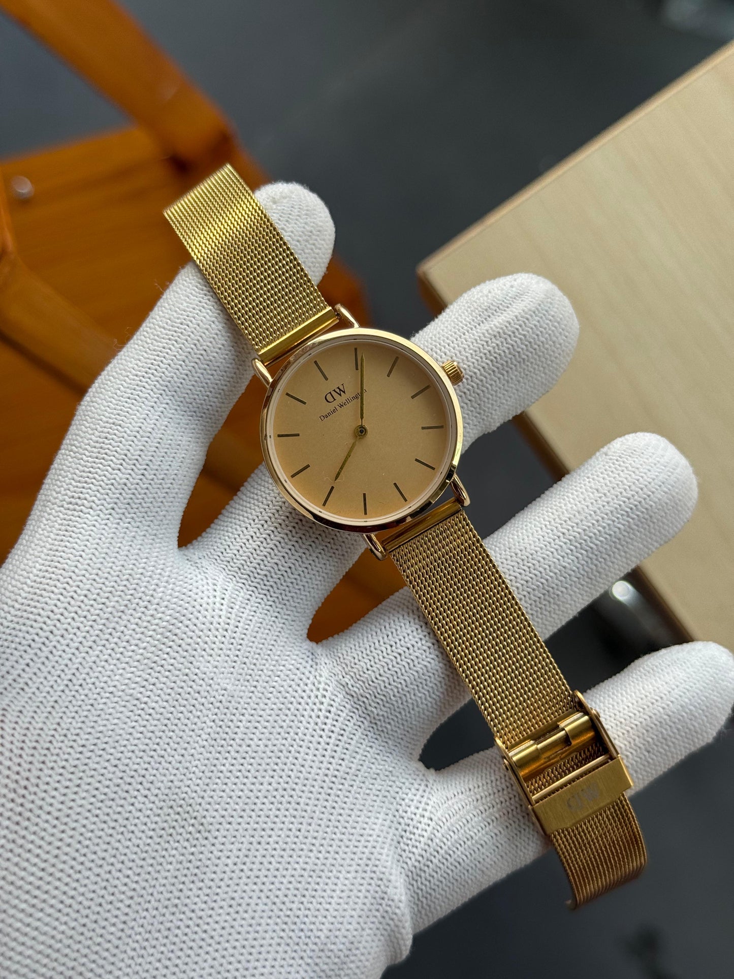 Daniel Wellington Analog Women's Watch