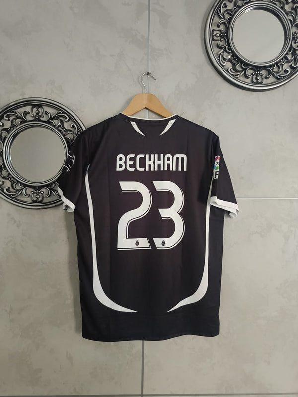 REAL MADRID 2006-07 AWAY BECKAM HALF SLEEVE PREMIUM QUALITY