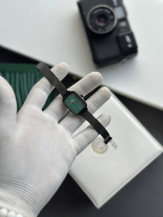 DANIEL WELLINGTON Quadro Women Analog Watch