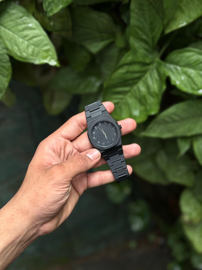 Sabr Full Black